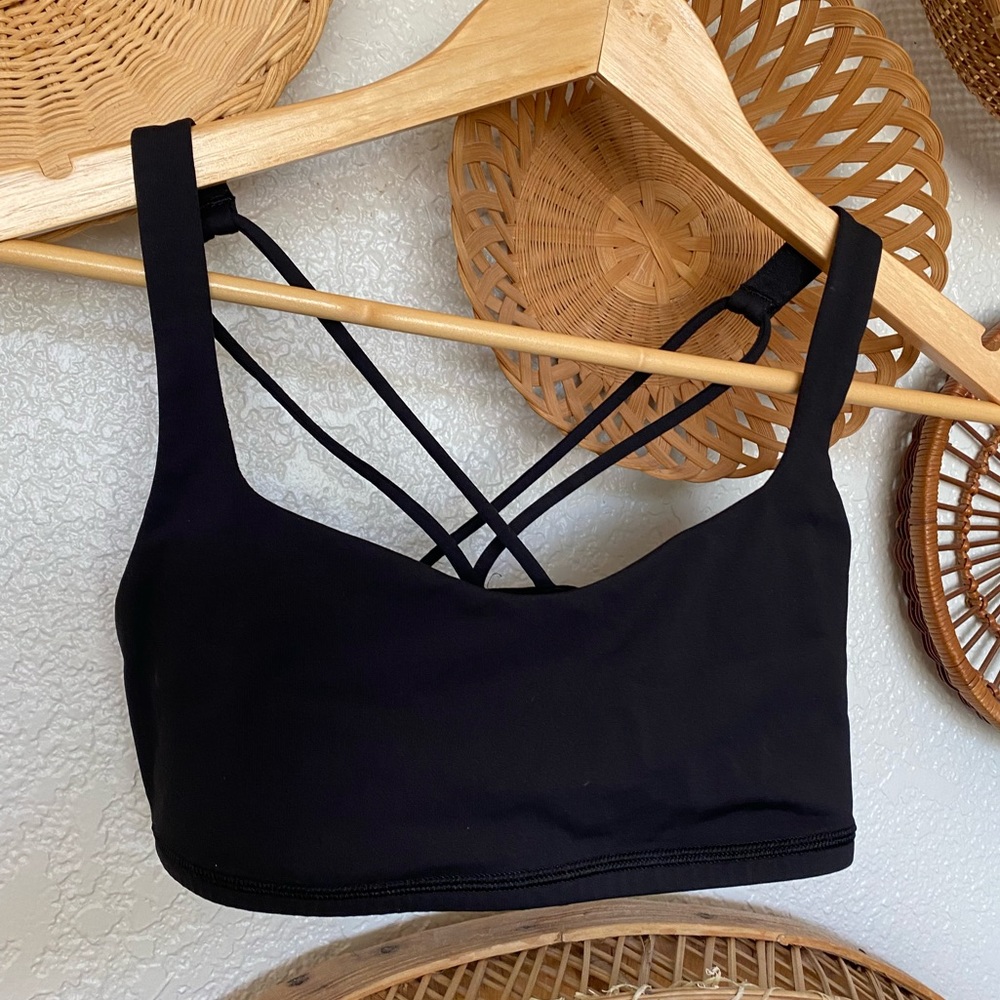 Lululemon CrissCross bra size 6